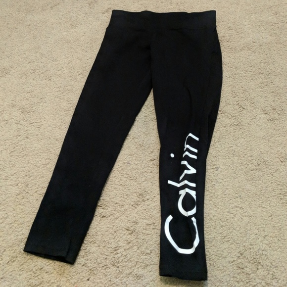 Calvin Klein Pants - CK performance leggings💐